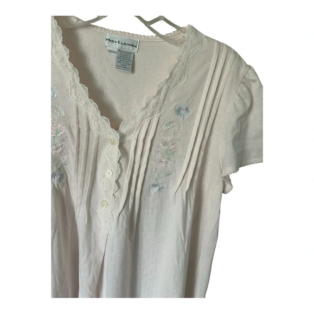 Vintage Nightgowns Lot of 4 Barbizon Miss Elaine Victoria's Secret Gold Label